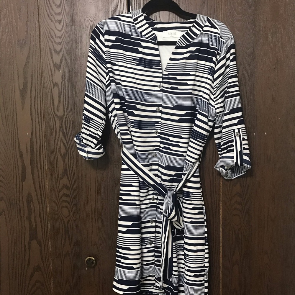 Peach Love dress blue white XL EUC button front